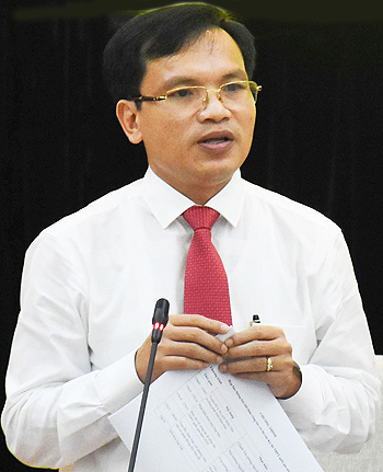 Ông Mai Văn Trinh, Cục trưởng Quản lý chất lượng (Bộ Giáo dục và Đào tạo) phát biểu chiều 27/6. Ảnh: Dương Tâm