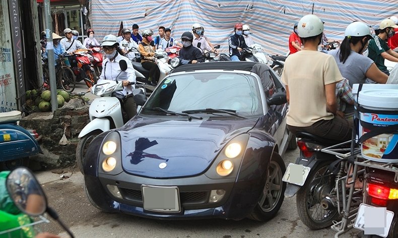 Kinh nghiệm lùi xe trong ngõ hẹp.