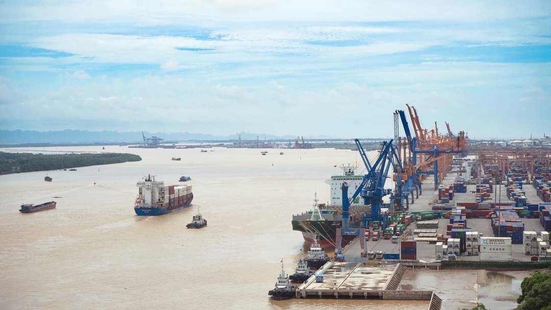 Doanh nghiệp tô đậm gam màu tươi sáng cho bức tranh GTVT - Ảnh 2.