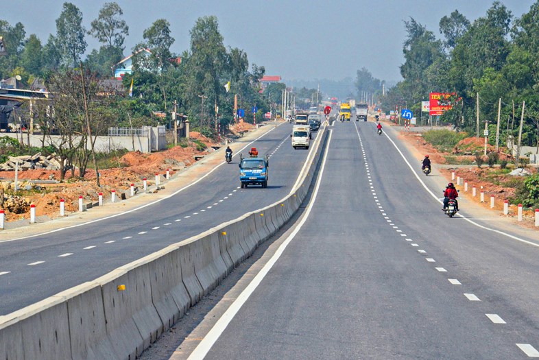 Phê bình hàng loạt PMU chậm quyết toán dự án hoàn thành - Ảnh 1.