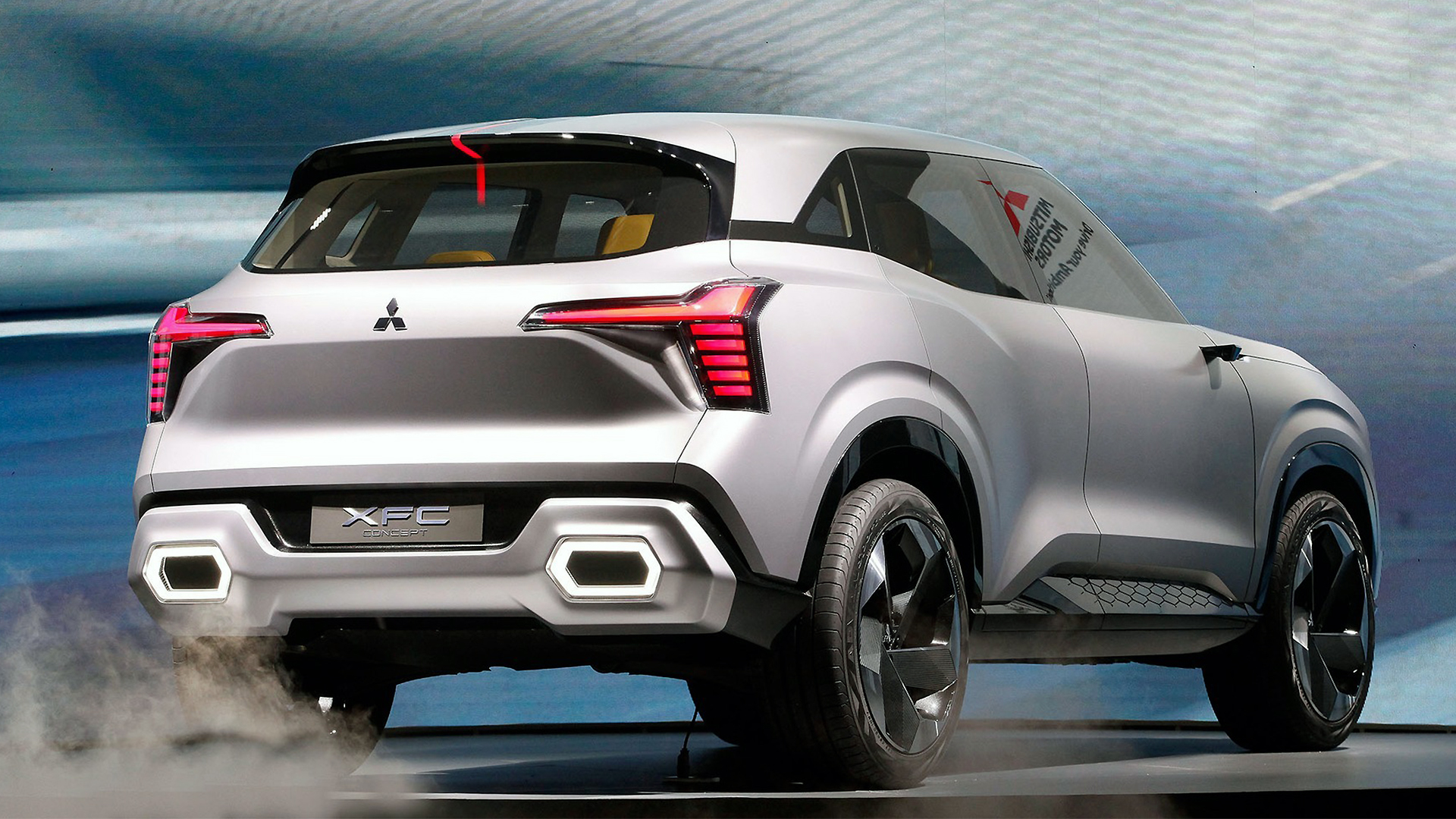 Mitsubishi XFC Concept