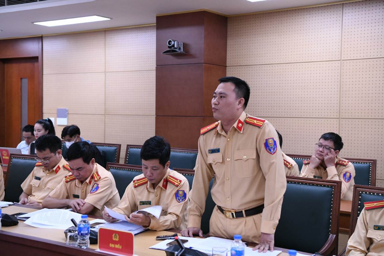 Hiệu quả việc CSGT tuần tra chống ùn tắc giao thông đường vành đai 3 - Ảnh 2.