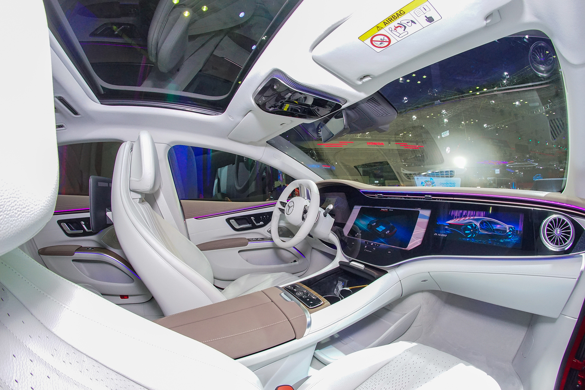 Bộ đôi xe sang thuần điện Mercedes EQS chính thức về Việt Nam - Ảnh 7.