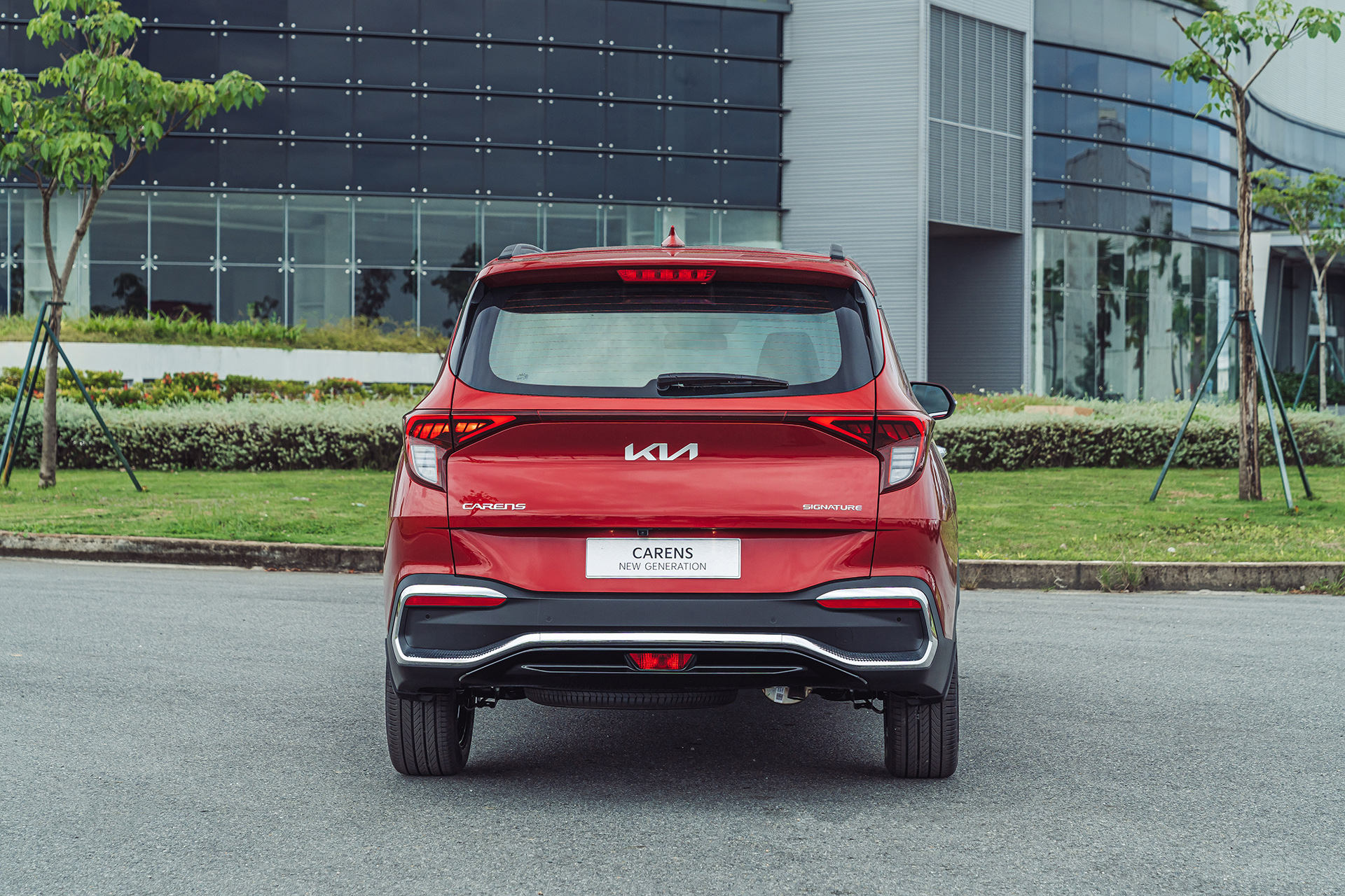 Kia Carens 2023 chính thức ra mắt, giá từ 619 triệu đồng, đa dạng tuỳ chọn - Ảnh 2.