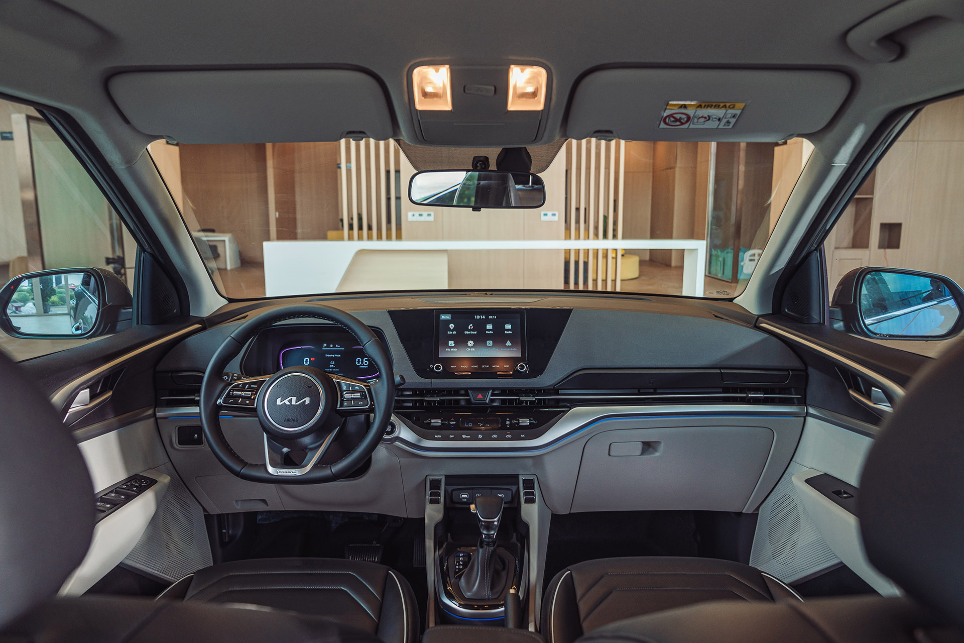 Kia Carens 2023 chính thức ra mắt, giá từ 619 triệu đồng, đa dạng tuỳ chọn - Ảnh 3.