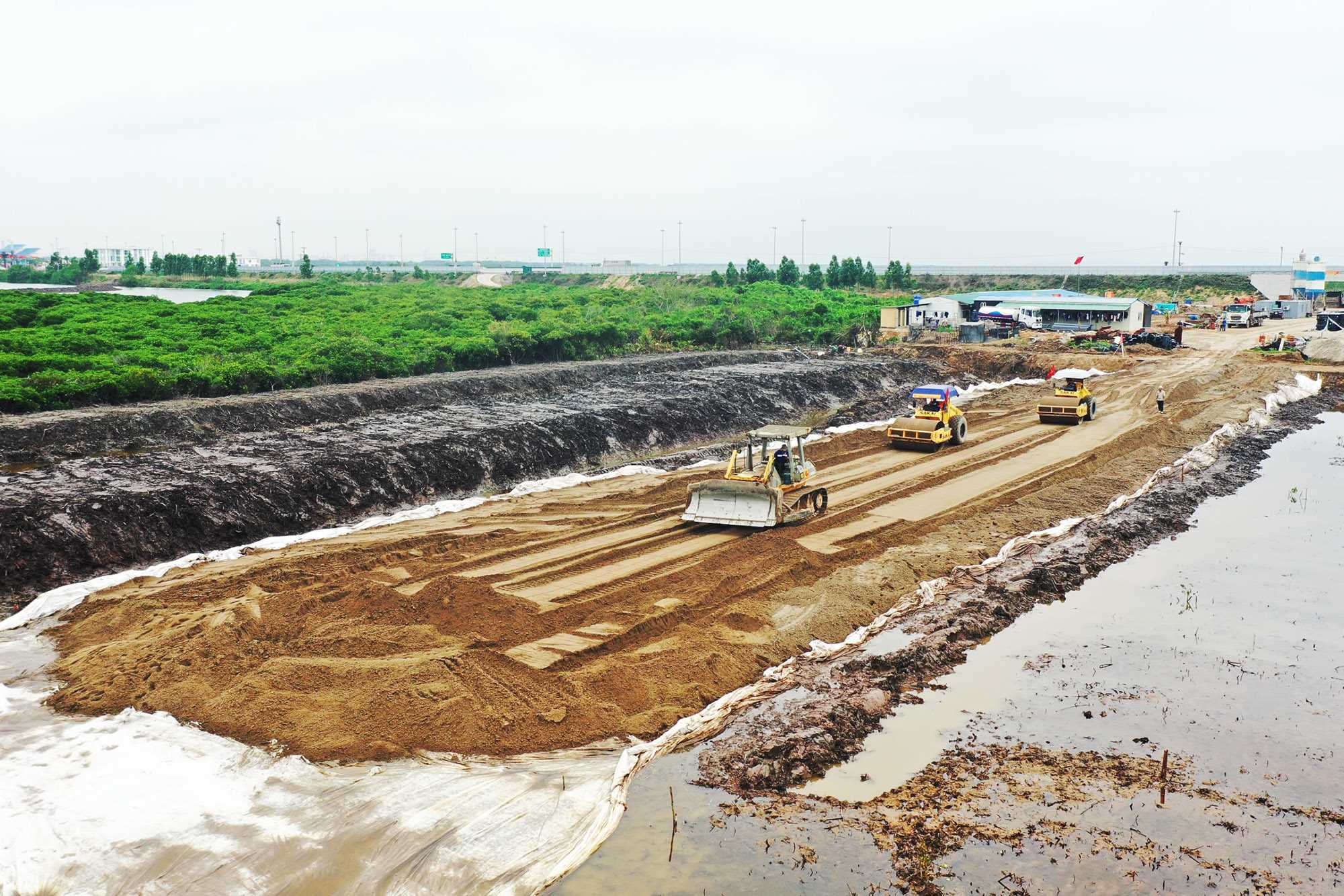 Sử dụng trầm tích biển trong thành phần bê tông tự lèn - Ảnh 1. Sử dụng trầm tích biển trong thành phần bê tông tự lèn - Ảnh 1.