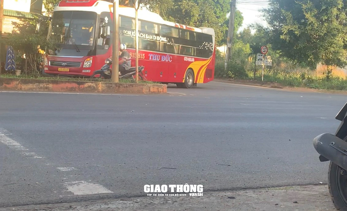 Xe ben, đầu kéo, xe khách rầm rập vào đường cấm ở Đắk Lắk - Ảnh 8.