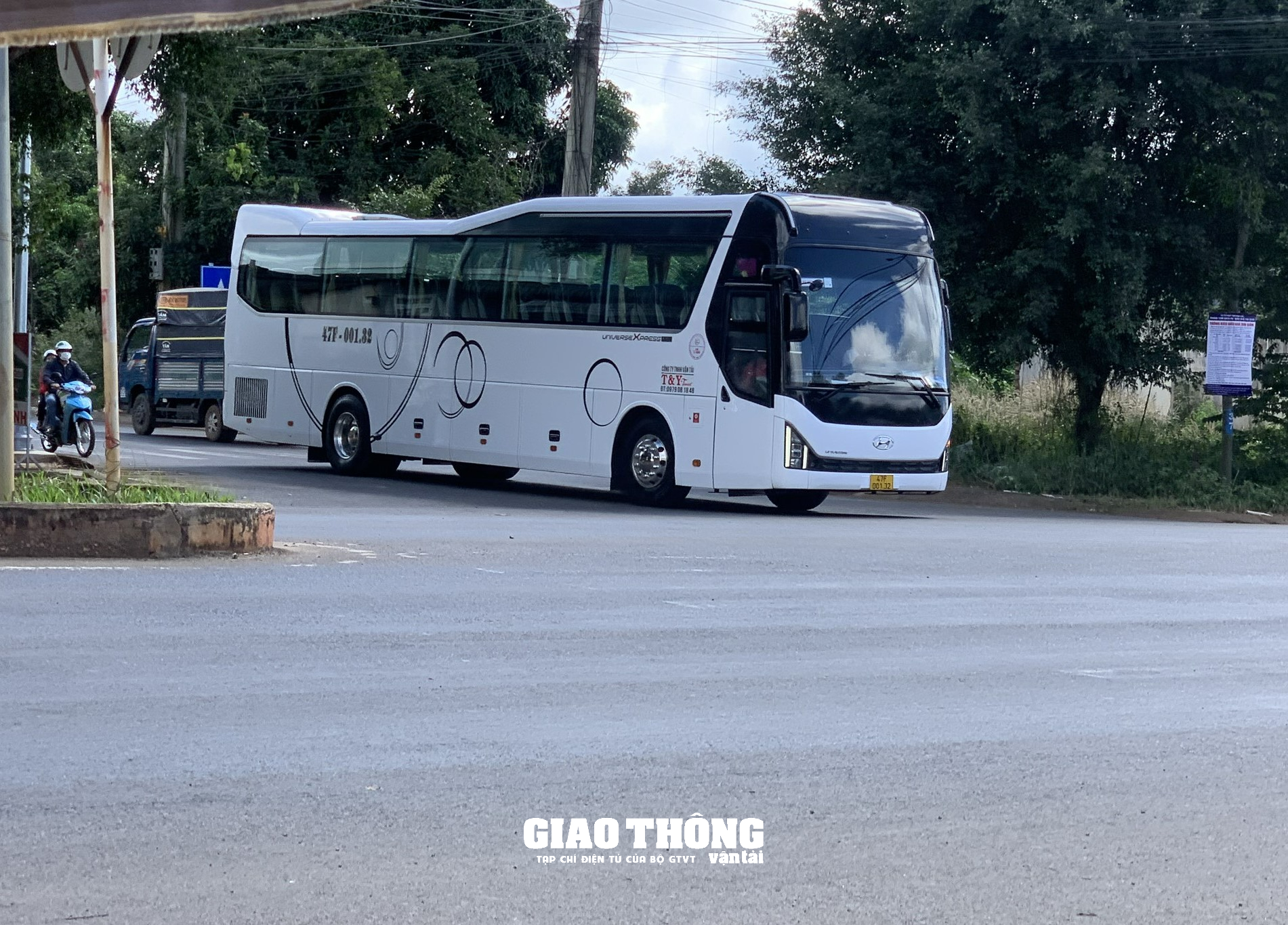 Xe ben, đầu kéo, xe khách rầm rập vào đường cấm ở Đắk Lắk - Ảnh 10.