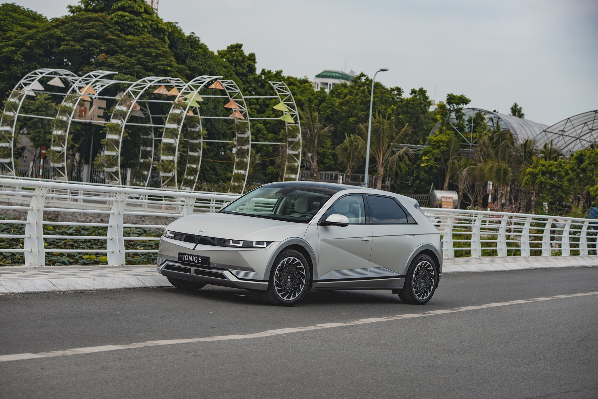 Tìm hiểu công nghệ sạc và pin trên xe điện Hyundai IONIQ 5 - Ảnh 6. IONIQ 5