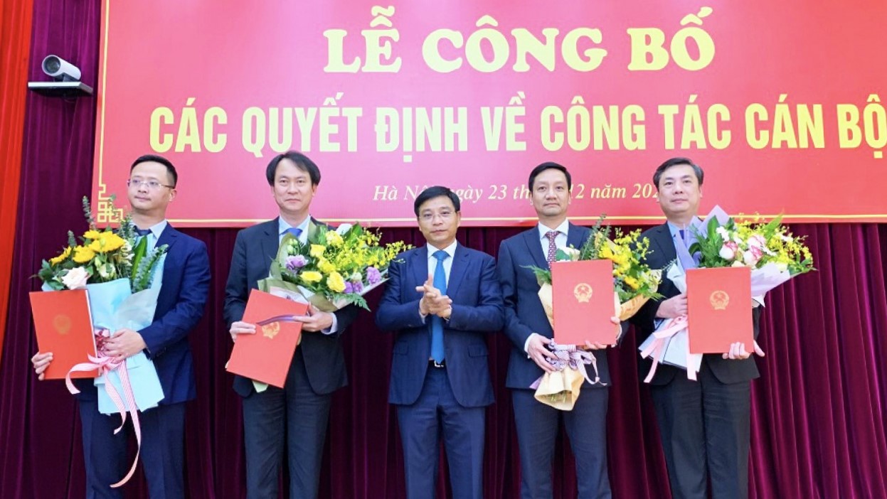 Bộ GTVT điều động, bổ nhiệm 6 nhân sự quan trọng - Ảnh 1.