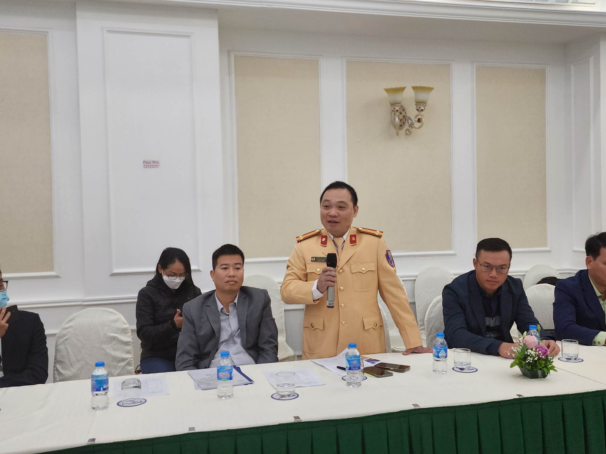 Đóng góp nhiều ý kiến trong công tác chuyển đổi số ATGT - Ảnh 3.