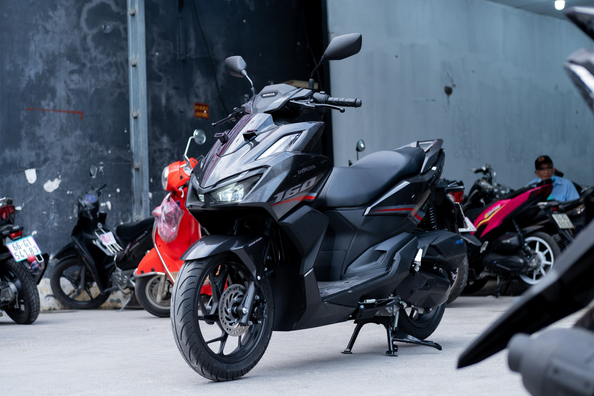 Mẫu xe Honda Vario 160 được các doanh nghiệp tư nhân nhập khẩu hồi đầu năm nay. Honda Vario 160