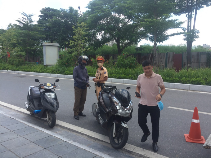 Đội CSGT số 2 xử lý nhiều trường vi phạm nồng độ cồn - Ảnh 4.