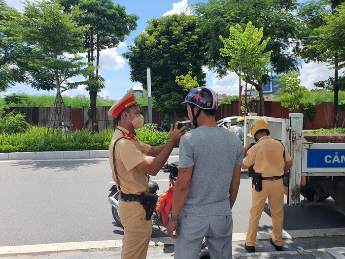 Đội CSGT số 2 xử lý nhiều trường vi phạm nồng độ cồn - Ảnh 11.