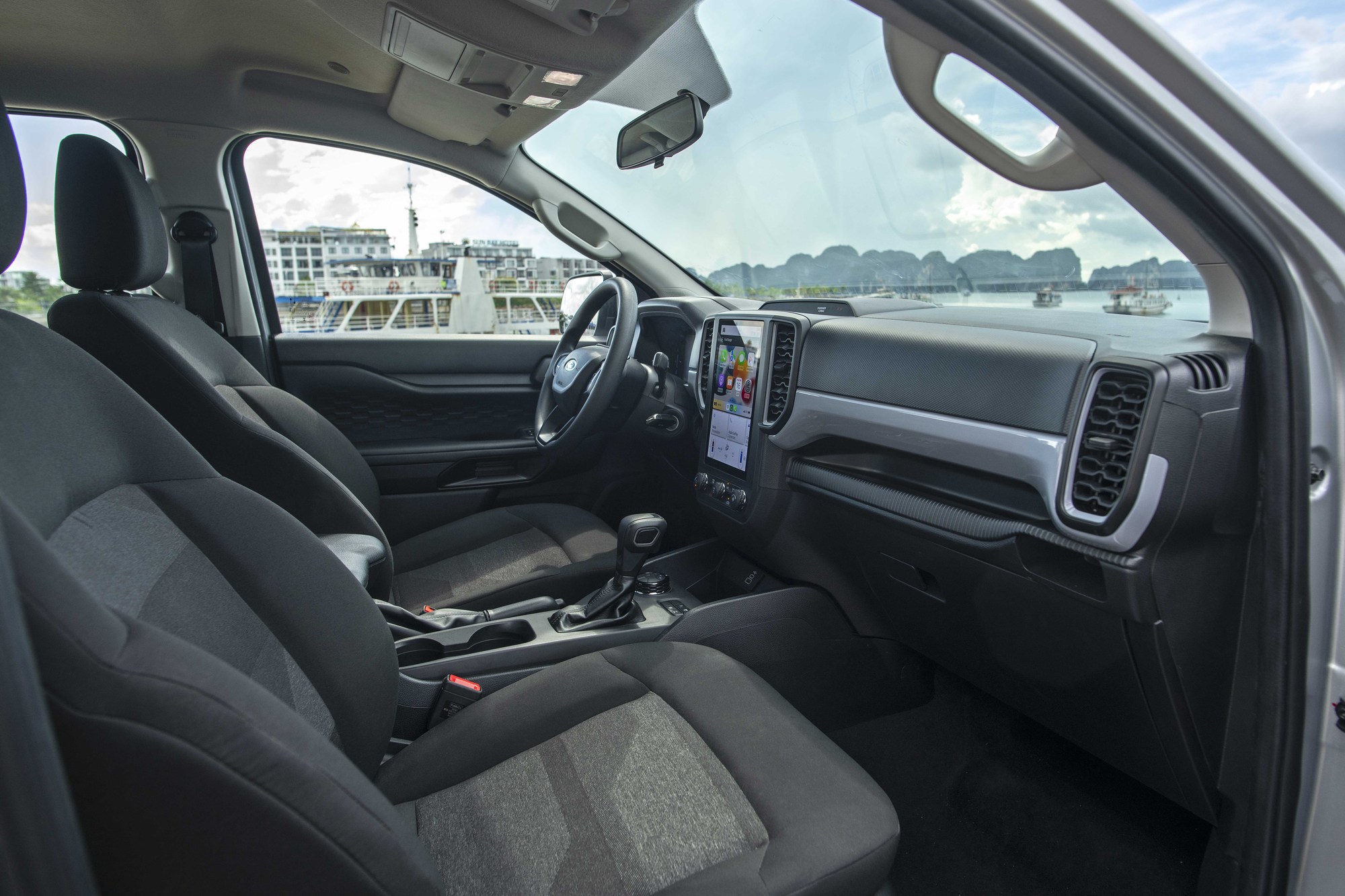 Ford Ranger thế hệ mới có gì khi giá chỉ từ 659 triệu đồng? - Ảnh 4.