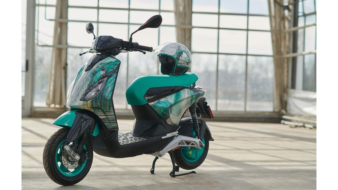 Chán bán xe xăng, Piaggio lấn sân sang xe điện - Ảnh 4.