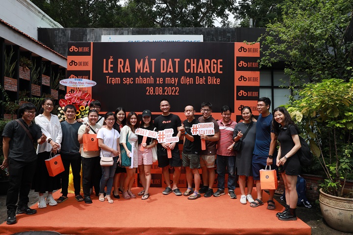 
Dat Bike ra mắt trạm sạc nhanh tốc độ cao nhất Việt Nam
 - Ảnh 2.