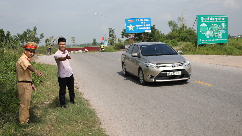 Bắc Giang: Khắc phục "điểm đen" TNGT tại Lạng Giang - Ảnh 1.