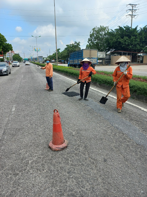 Bảo đảm giao thông êm thuận, an toàn trên QL2 - Ảnh 4. Bảo đảm giao thông êm thuận, an toàn trên QL2 - Ảnh 4.