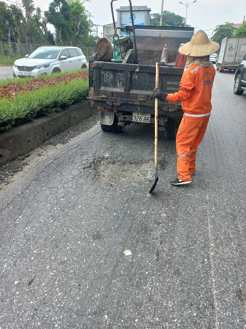 Bảo đảm giao thông êm thuận, an toàn trên QL2 - Ảnh 6. Bảo đảm giao thông êm thuận, an toàn trên QL2 - Ảnh 6.