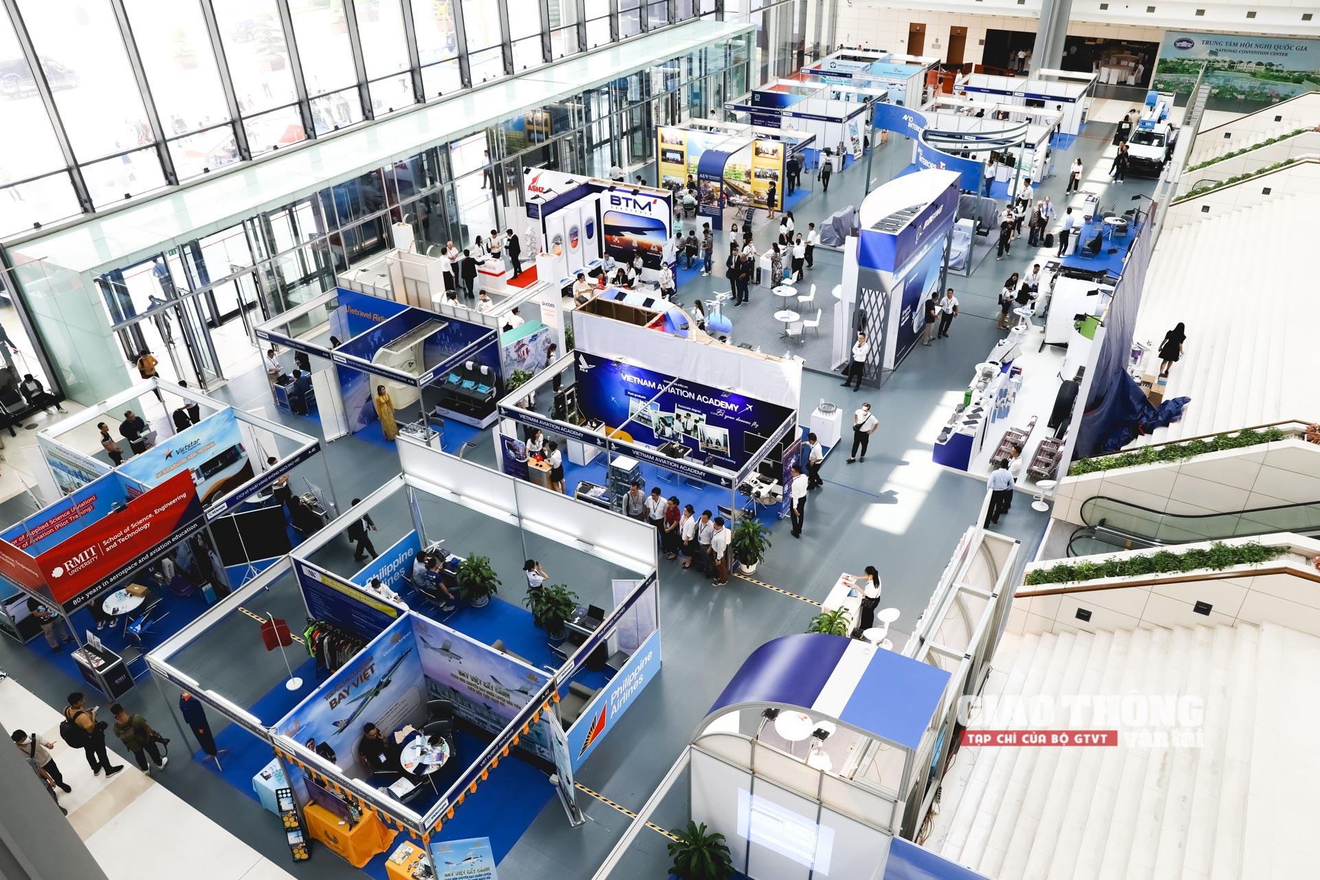Ấn tượng Triển lãm Quốc tế Hàng không Việt Nam - VIAE 2022 - Ảnh 8.
