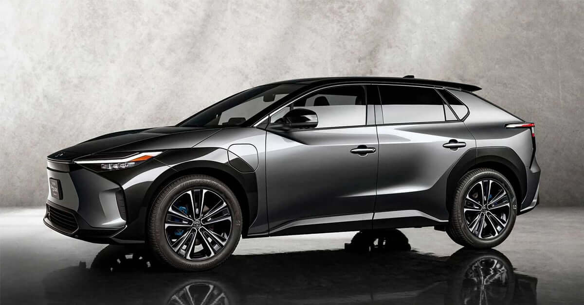 Toyota bZ4X nhiều khả năng về Việt Nam để có mặt trong triển lãm ô tô xe máy VMS 2022 - Ảnh 1. Toyota bZ4X nhiều khả năng về Việt Nam để có mặt trong triển lãm ô tô xe máy VMS 2022 - Ảnh 1.