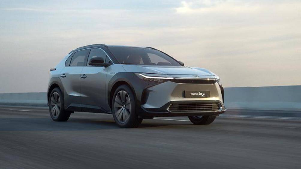 Toyota bZ4X nhiều khả năng về Việt Nam để có mặt trong triển lãm ô tô xe máy VMS 2022 - Ảnh 2. Toyota bZ4X nhiều khả năng về Việt Nam để có mặt trong triển lãm ô tô xe máy VMS 2022 - Ảnh 2.