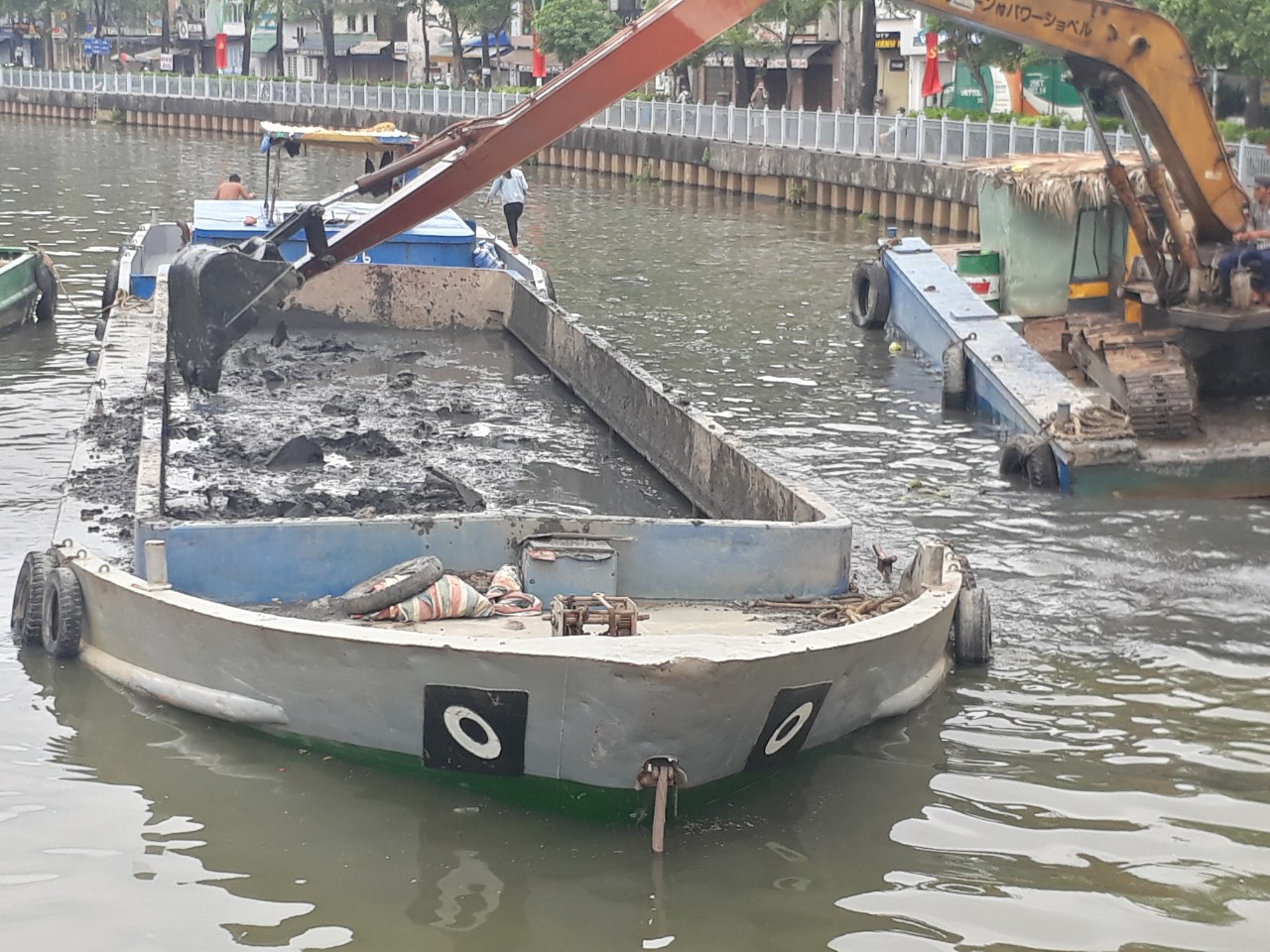 Những thách thức môi trường trong vận tải thủy nội địa - Ảnh 1. Những thách thức môi trường trong vận tải thủy nội địa - Ảnh 1.