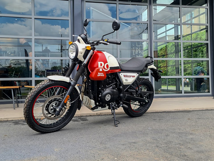 Trở lại Việt Nam, Royal Enfield giới thiệu ba mẫu xe: Classic 350, Meteor 350 và Scram 411 - Ảnh 3.