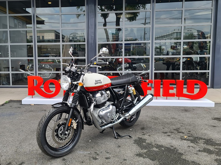 Trở lại Việt Nam, Royal Enfield giới thiệu ba mẫu xe: Classic 350, Meteor 350 và Scram 411 - Ảnh 4.