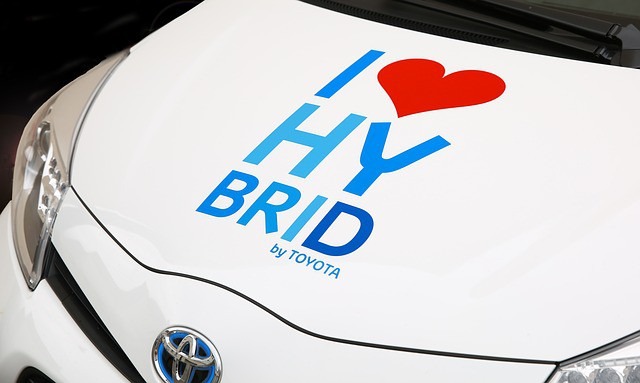 Bùng nổ xe điện - liệu xe hybrid đã hết thời? - Ảnh 2. Toyota Hybrid
