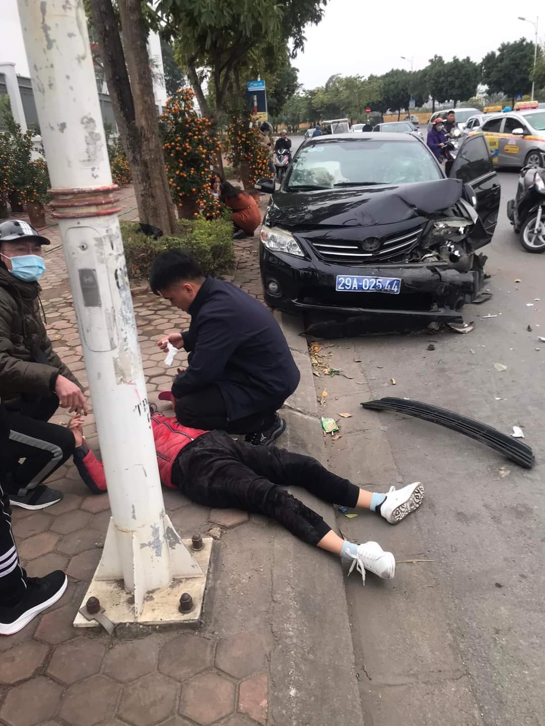 Trên 20 người thương vong do TNGT trong ngày mùng 4 Tết  - Ảnh 1.