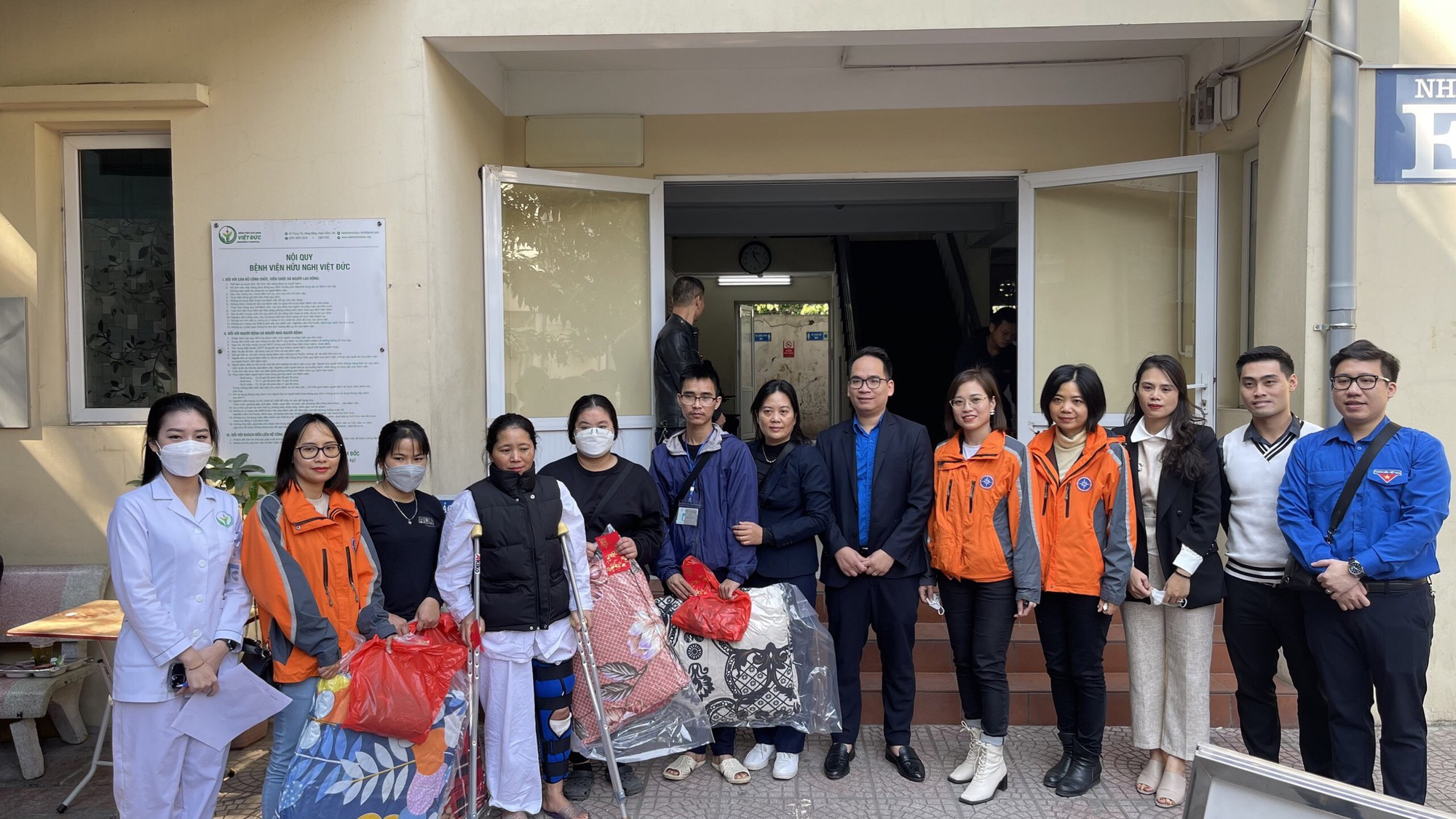 Tuổi trẻ GTVT ra quân tình nguyện mùa đông 2022 và mùa xuân 2023 - Ảnh 4. Tuổi trẻ GTVT ra quân tình nguyện mùa đông 2022 và mùa xuân 2023 - Ảnh 4.