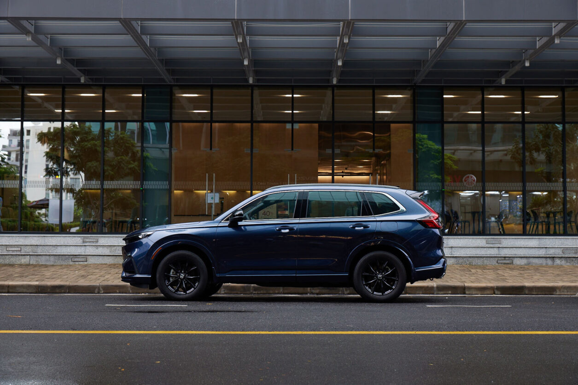 Các phiên bản CR-V 2024 động cơ xăng được lắp ráp trong nước.