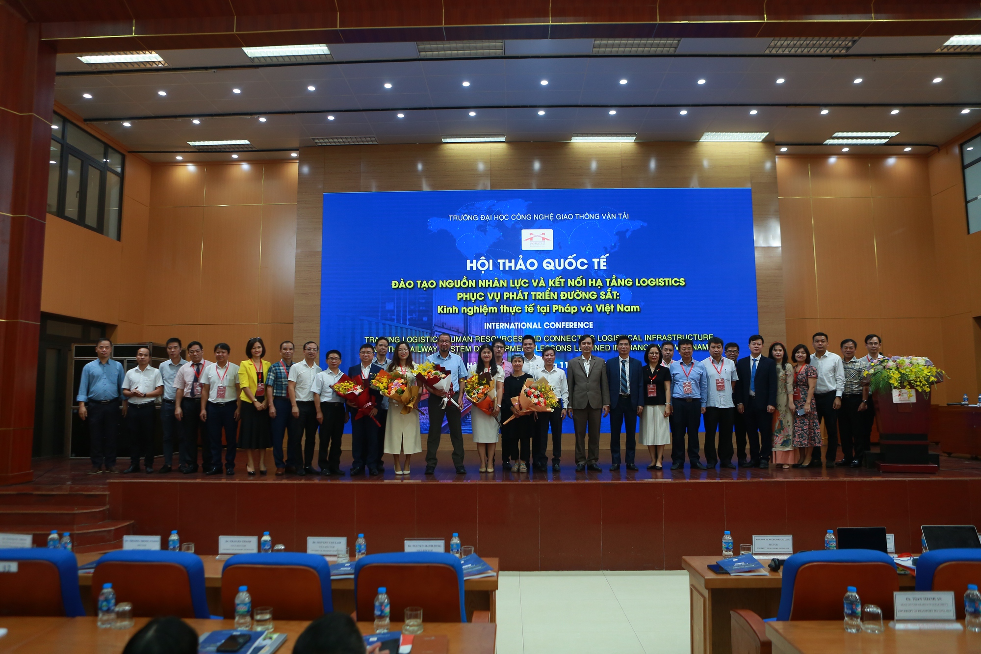 Đào tạo nguồn nhân lực và kết nối hạ tầng logistics phục vụ phát triển hệ thống đường sắt - Ảnh 1.