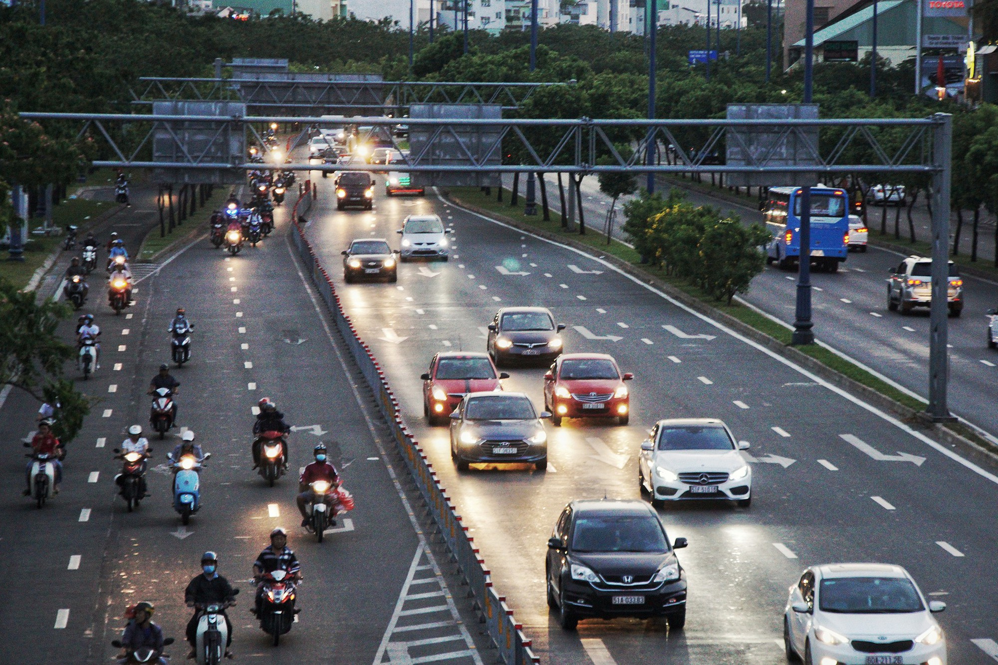 Hội nghị ATGT Việt Nam 2023: Thực hiện nguyên tắc An toàn chủ động trong phương pháp tiếp cận hệ thống ATGT đường bộ- Ảnh 1.