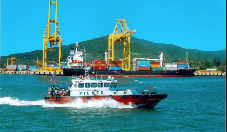 Hội nghị ATGT Việt Nam 2023: Giảm thiểu nguy cơ tai nạn khi đón trả hoa tiêu trên biển- Ảnh 1. Hội nghị ATGT Việt Nam 2023: Giảm thiểu nguy cơ tai nạn khi đón trả hoa tiêu trên biển- Ảnh 1.