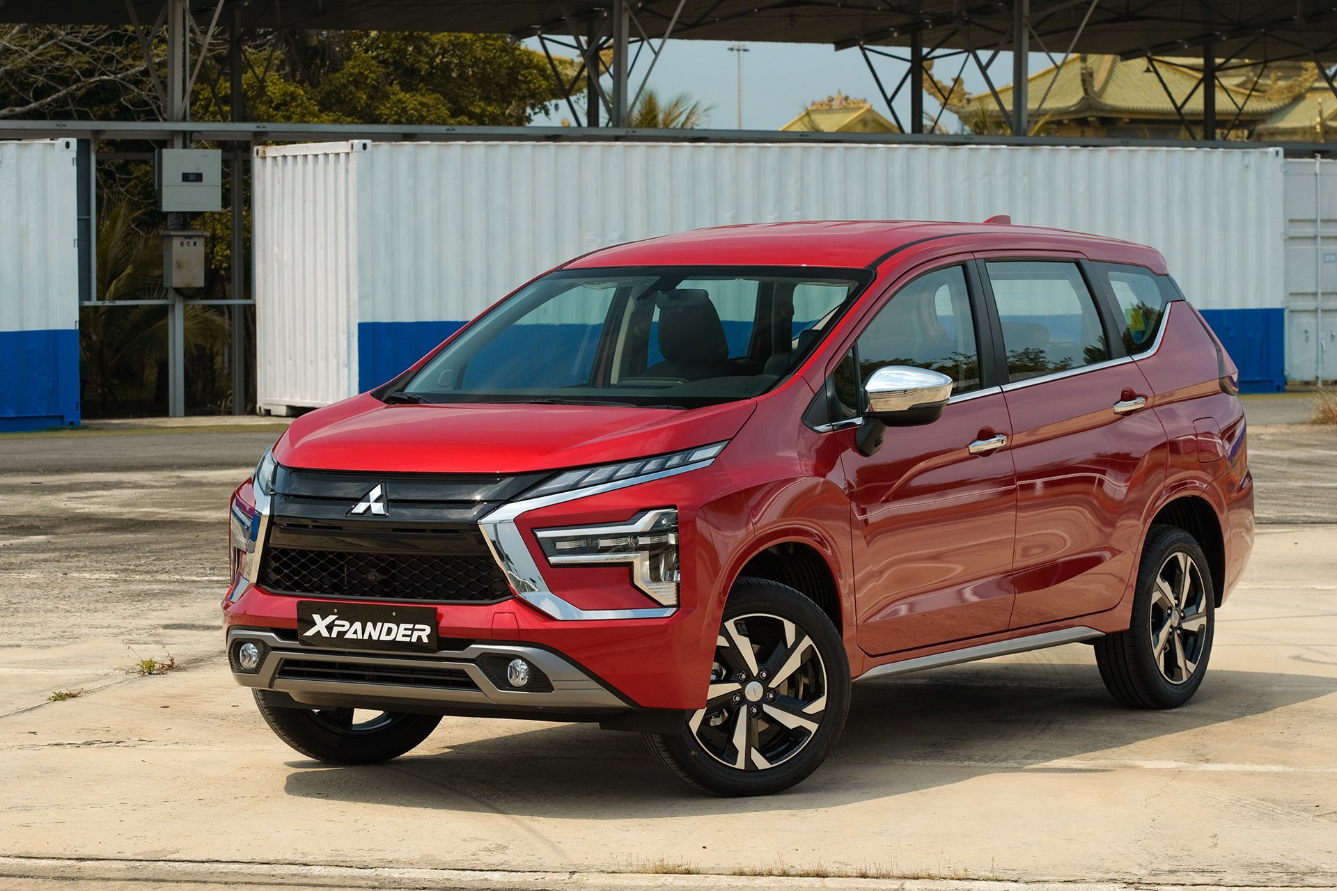 Mẫu xe bán chạy nhất của Mitsubishi là Xpander cũng phải giảm giá trước sức ép suy giảm sức mua. Thế giới xe tuần qua: Ô tô quay cuồng giảm giá, Mazda CX-3 và Honda Winner X mới ra mắt