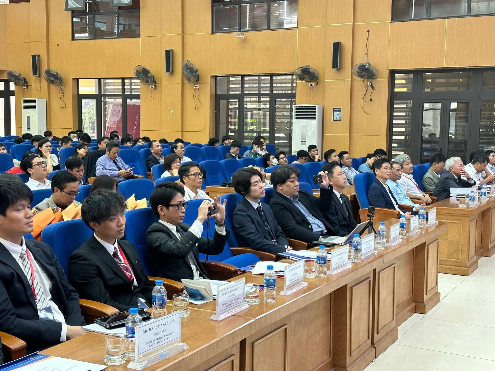 Chia sẻ kinh nghiệm kiểm soát chất lượng thi công, quản lý vận hành khai thác, bảo trì hệ thống đường cao tốc- Ảnh 1.