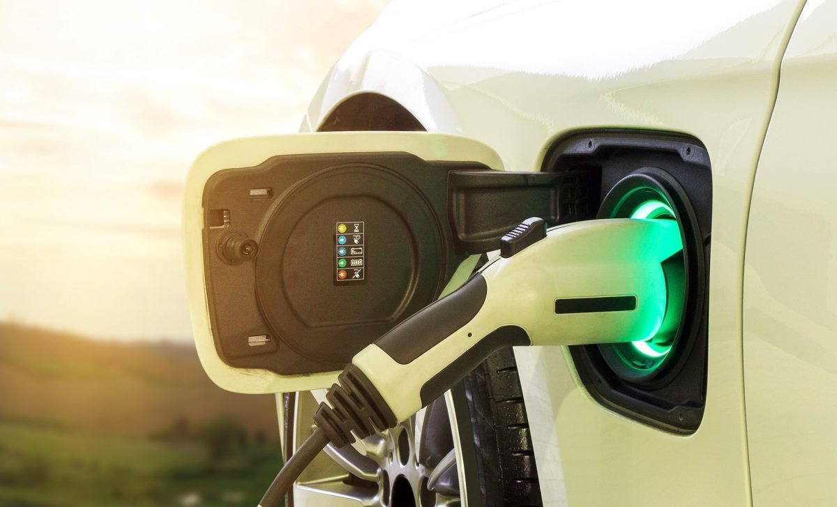 Kỷ nguyên xe điện đang vươn đến “thung lũng dầu mỏ” của thế giới- Ảnh 1.