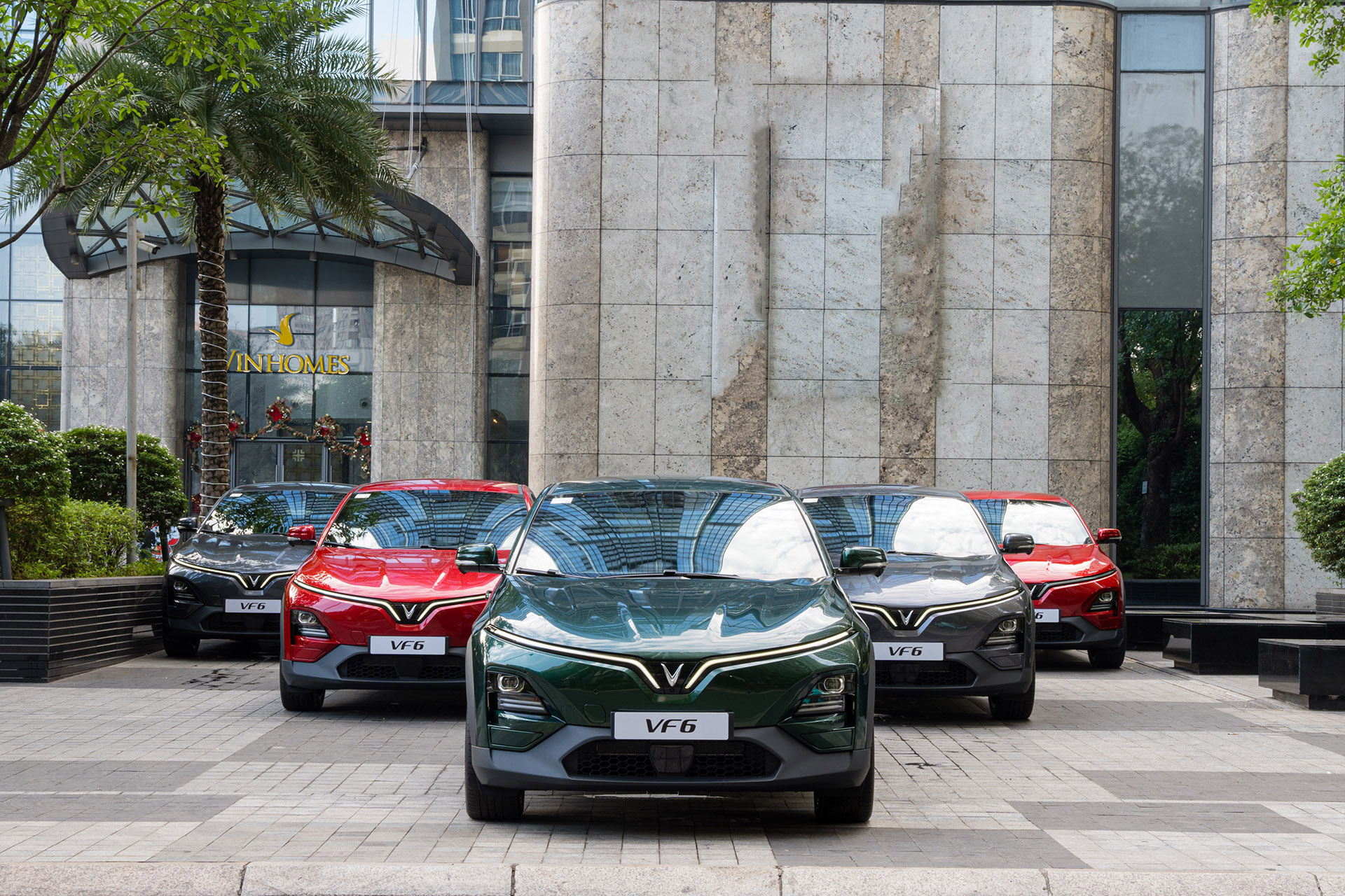 VinFast bàn giao lô xe VF 6 đầu tiên cho khách hàng- Ảnh 3.