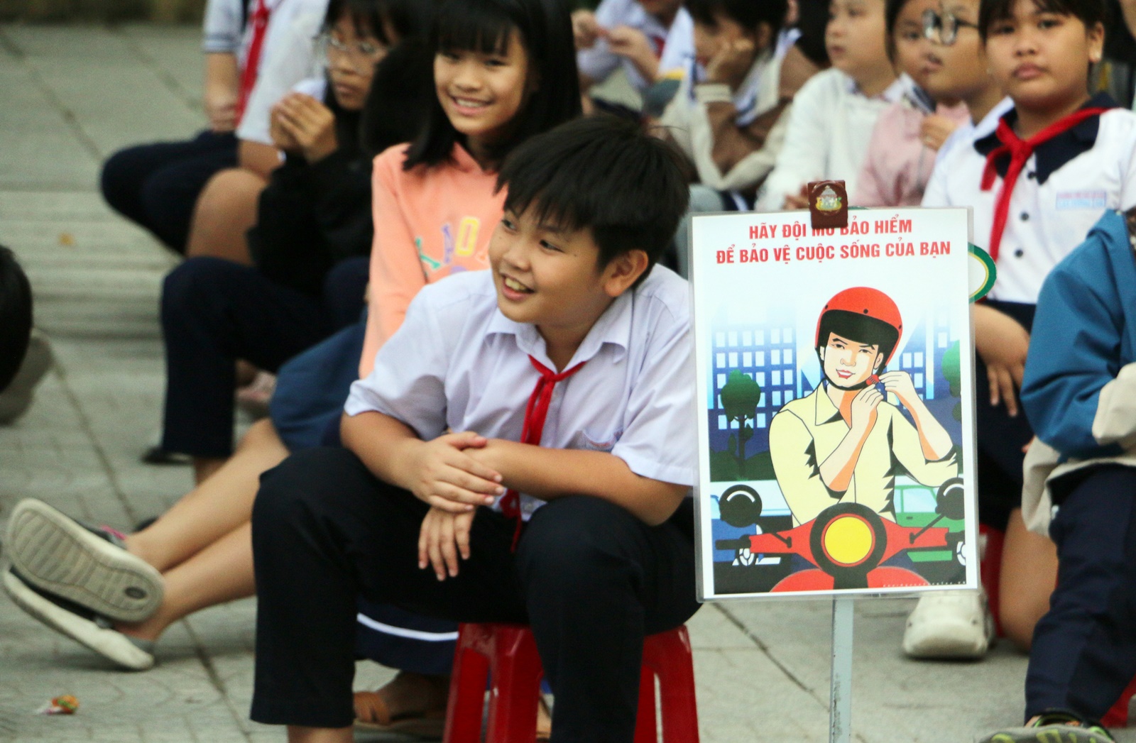 Học sinh Đà Nẵng hào hứng vẽ tranh cổ động Học sinh Đà Nẵng hào hứng vẽ tranh cổ động