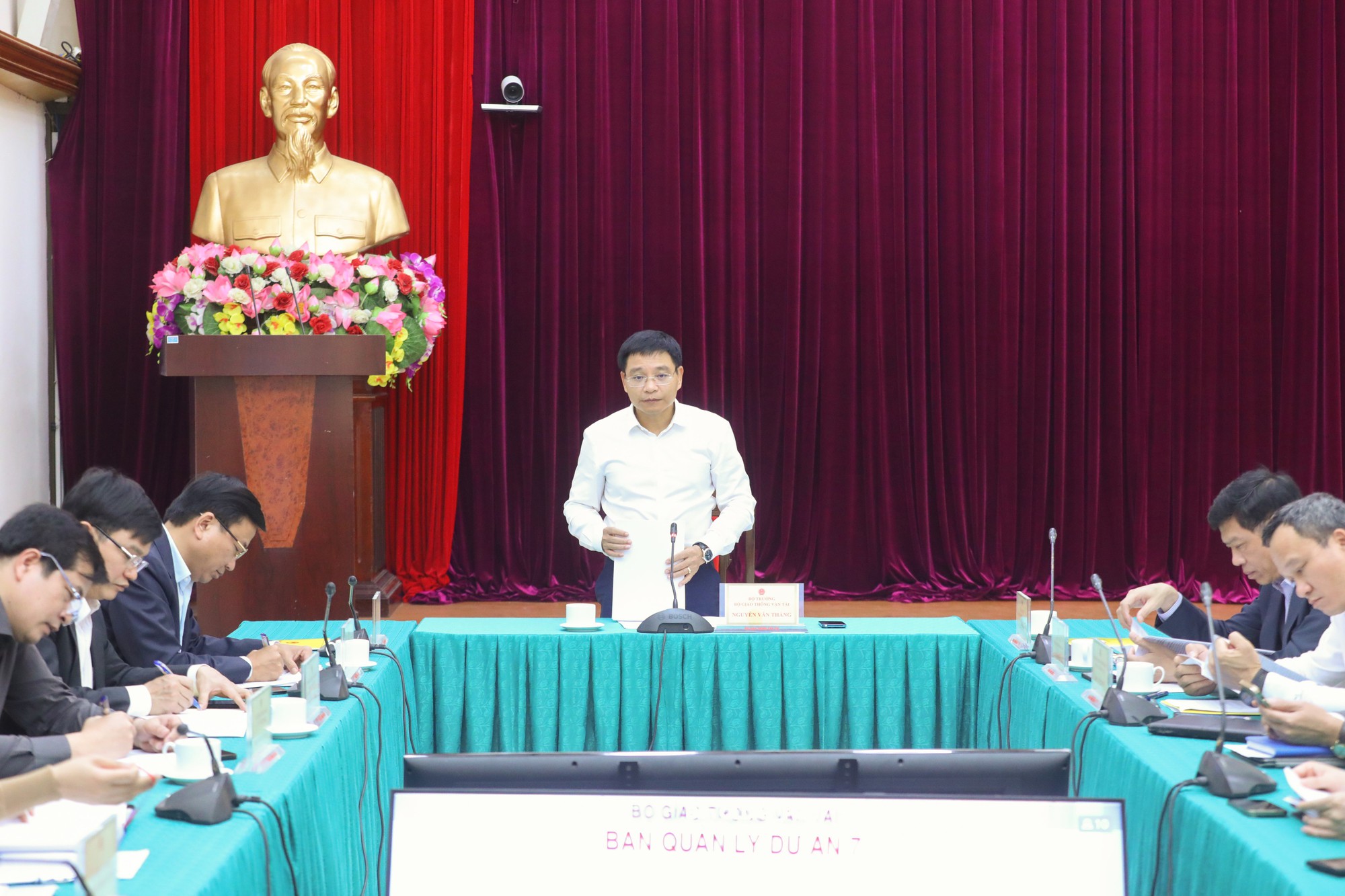 Các chủ đầu tư dự án giao thông do địa phương giải ngân rất chậm - Ảnh 1.