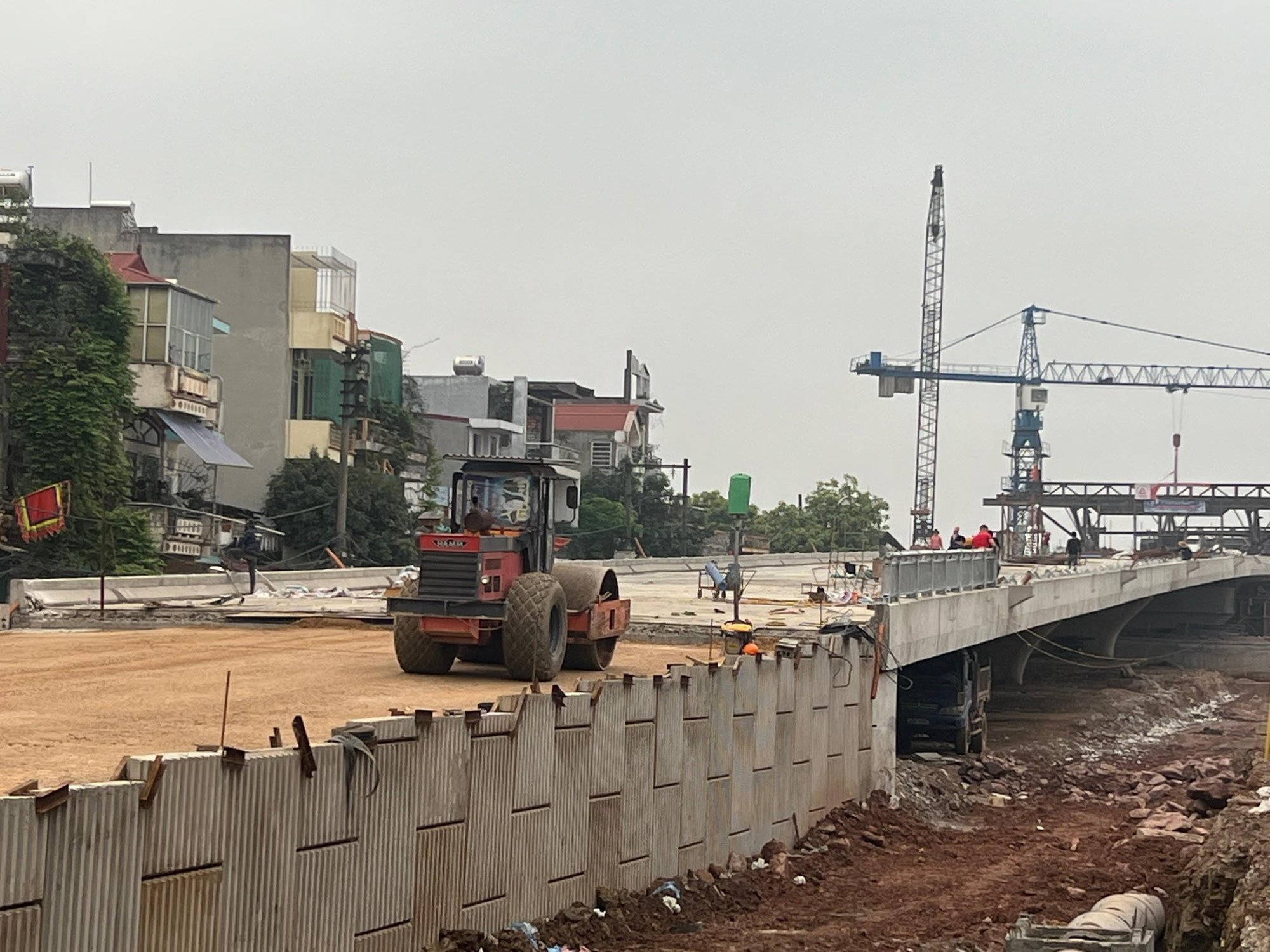 Phấn đấu thông xe cầu Á Lữ - TP. Bắc Giang vào cuối tháng 6 - Ảnh 8.