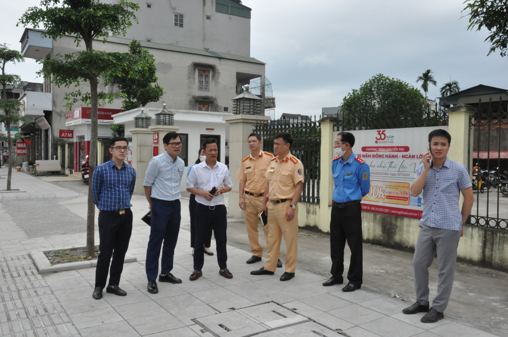 Kiểm tra công tác đảm bảo trật tự ATGT tại Móng Cái, Hải Hà - Ảnh 4.