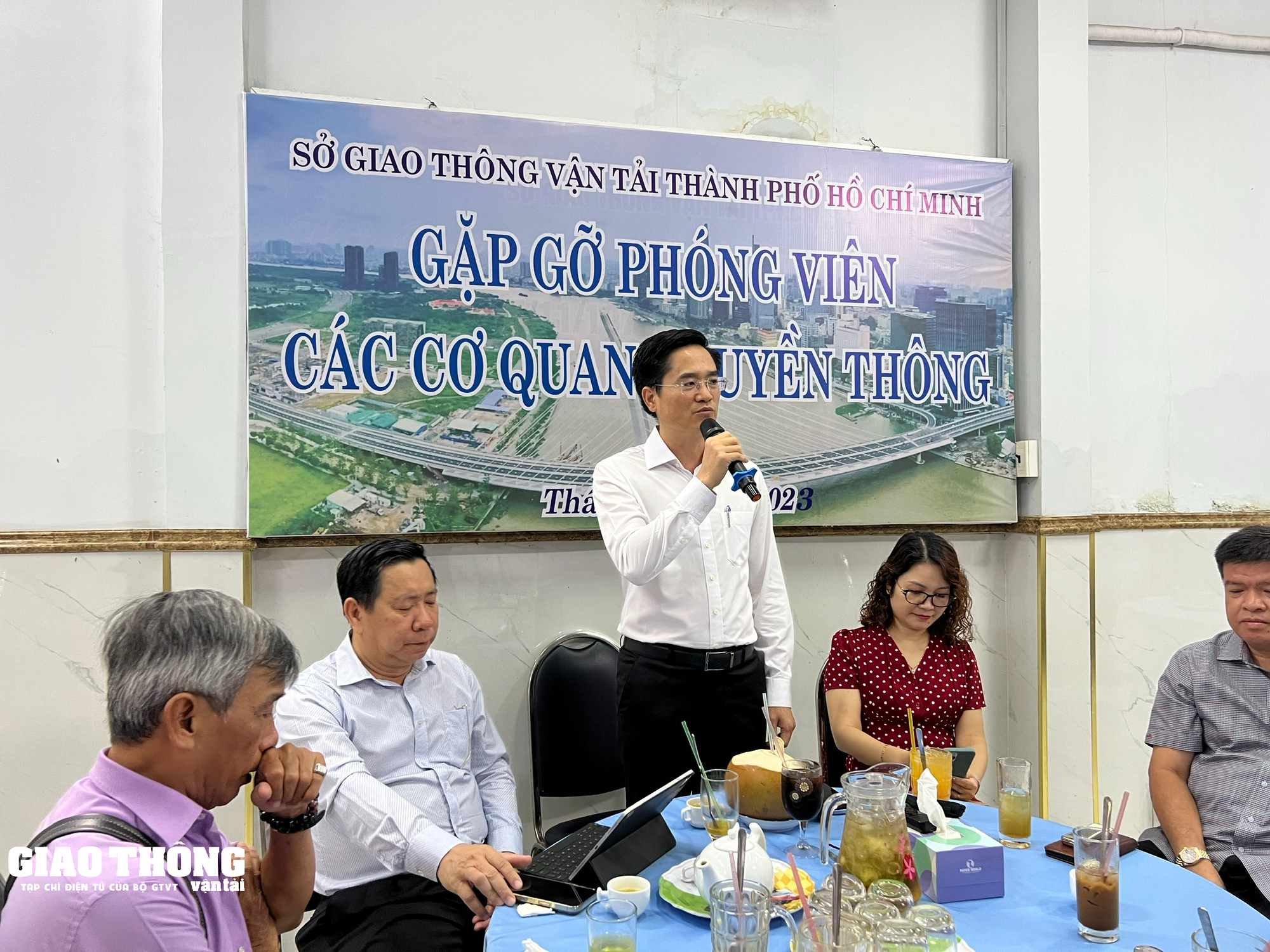 Vì sao "siêu ban giao thông" ở TP.HCM chỉ giải ngân 1% trong Quý I - Ảnh 1.