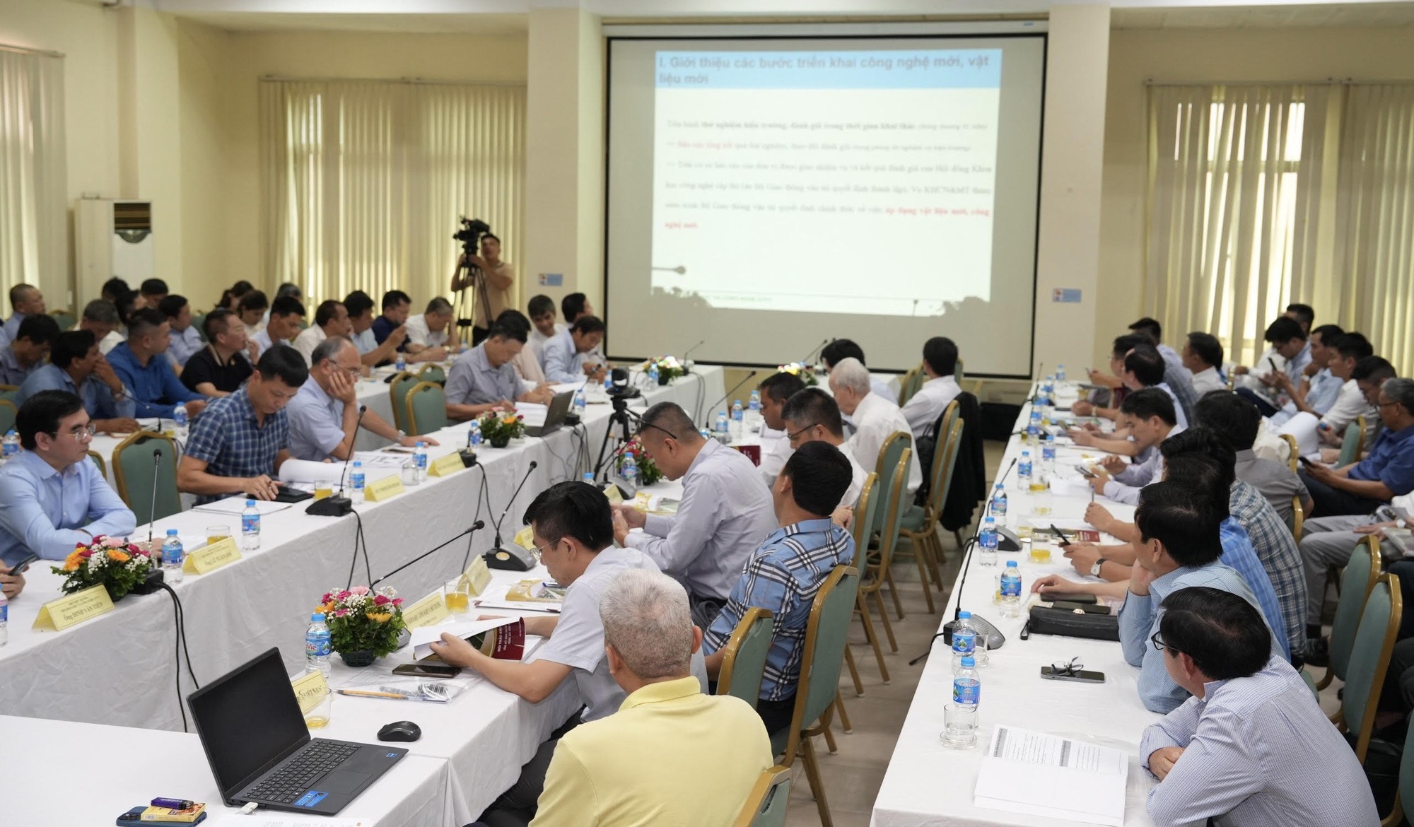 Đẩy mạnh ứng dụng các giải pháp kỹ thuật mới trong sửa chữa, bảo trì kết cấu mặt đường - Ảnh 4.