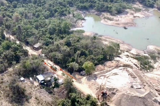 Vụ tàu không đăng kiểm nạo vét cát hồ thủy điện ở Đắk Lắk: Đình chỉ hoạt động của Công ty Sông Hồng  - Ảnh 2.