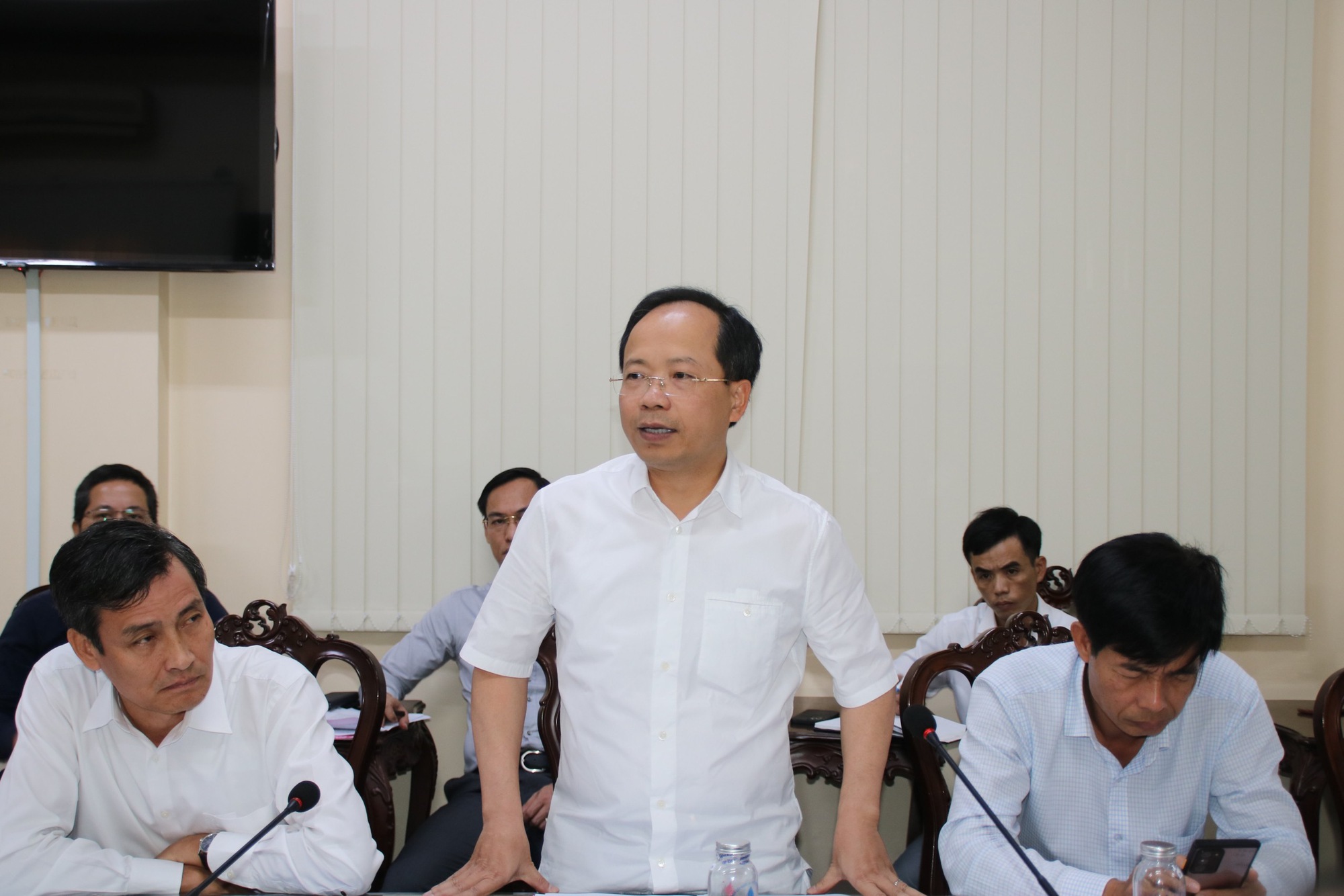 Đồng Tháp cần đẩy nhanh việc cấp phép khai thác cát - Ảnh 2. Đồng Tháp cần đẩy nhanh việc cấp phép khai thác cát - Ảnh 2.