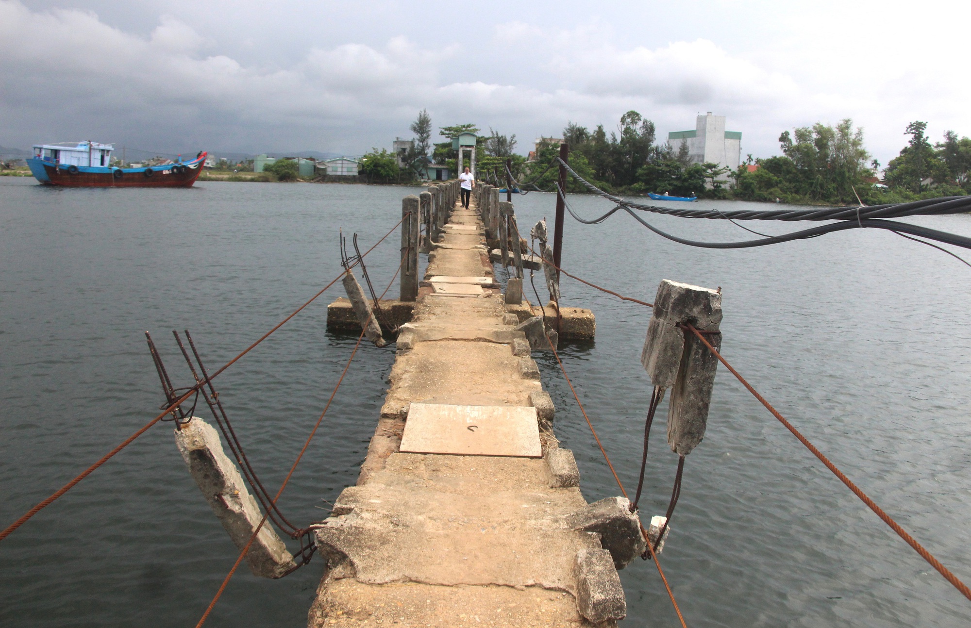 Lý do khiến cầu tiền tỷ ở Quảng Nam nhiều năm vẫn chưa hoàn thành - Ảnh 5.